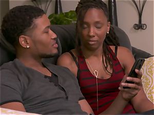 ebony couple finds a drama free girl to have a sizzling 3 way